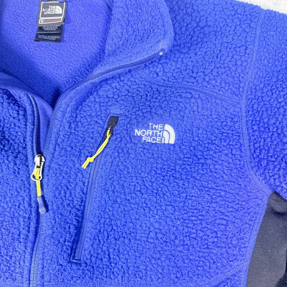 The North Face mobile while